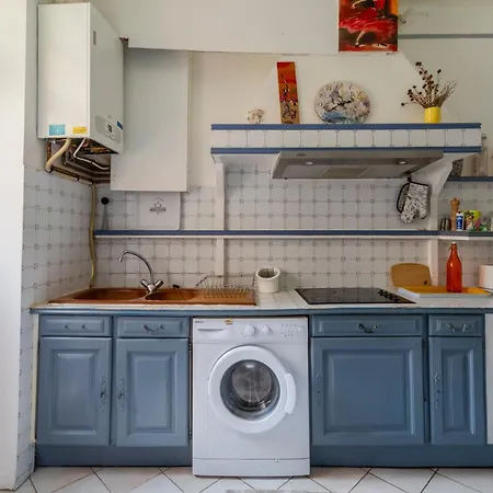 Holiday home Maison De T2 Clim, Terrasse, Arenes *