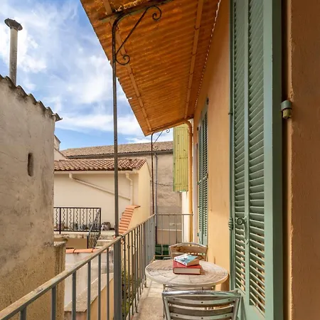 Maison De T2 Clim, Terrasse, Arenes * Nimes